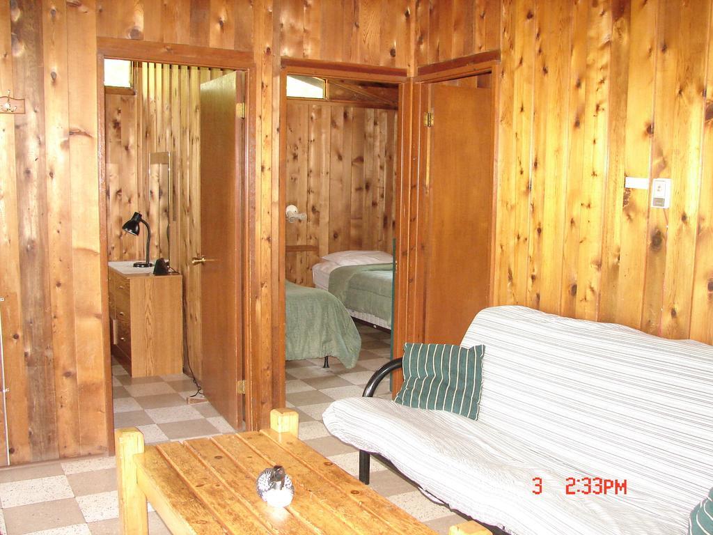 Sunnylea Resort Port Severn Szoba fotó