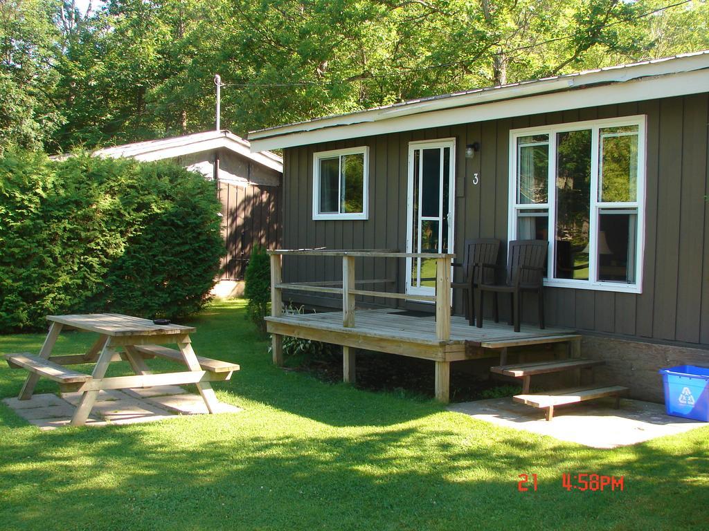 Sunnylea Resort Port Severn Szoba fotó